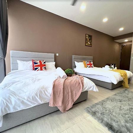 Free Parking # 2 Bed Family Bellsuite - Sepang Klia Kota Warisan Buitenkant foto