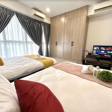 Free Parking # 2 Bed Family Bellsuite - Sepang Klia Kota Warisan Buitenkant foto