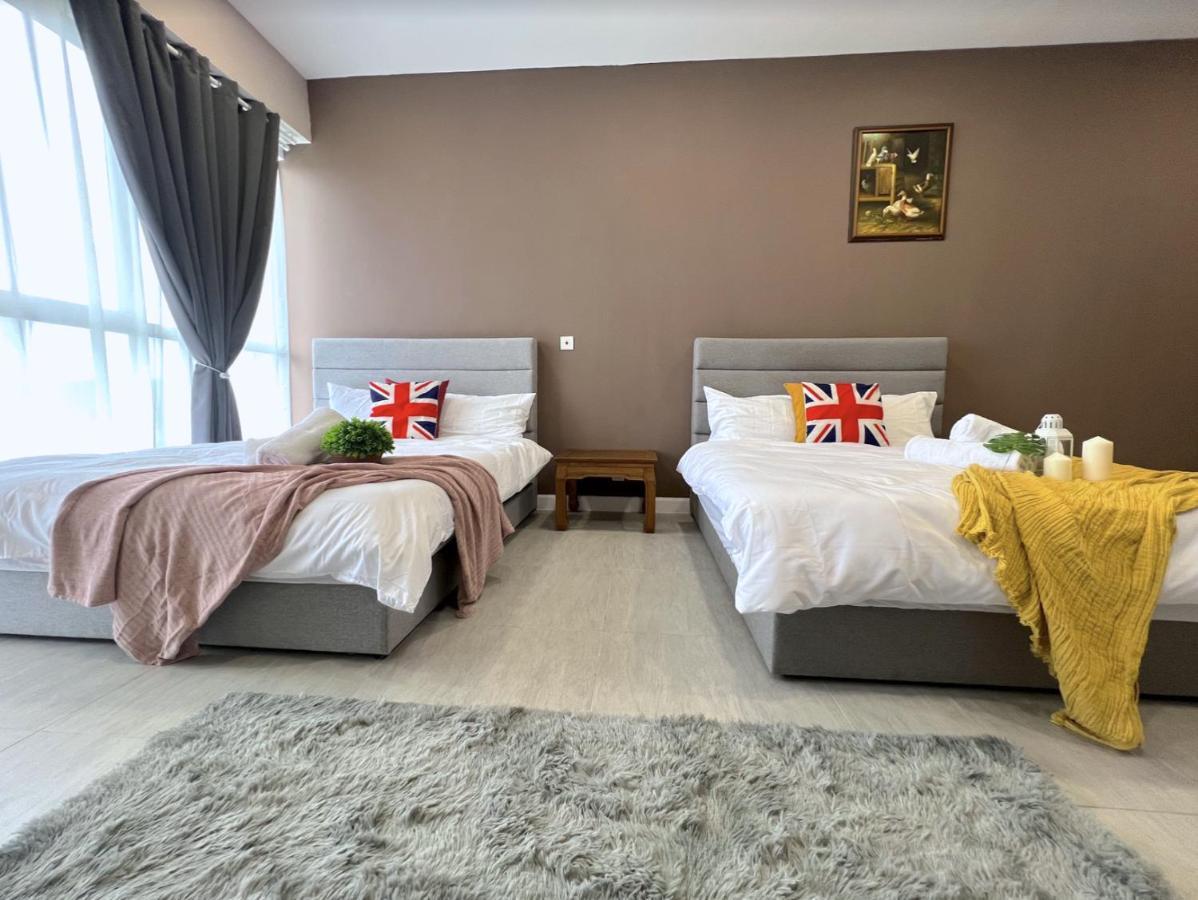 Free Parking # 2 Bed Family Bellsuite - Sepang Klia Kota Warisan Buitenkant foto