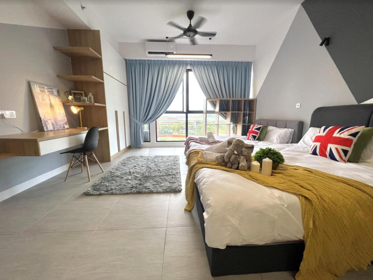 Free Parking # 2 Bed Family Bellsuite - Sepang Klia Kota Warisan Buitenkant foto